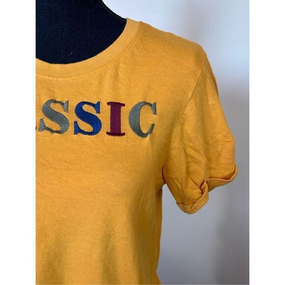 Vibe N’ Cropped Short Sleeve Top Mustard Yellow Embroidered CLASSIC across the f - Picture 2 of 6